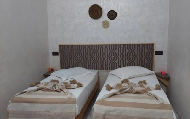 Riad Hotel El Kennaria