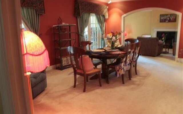 Flavorite Retreat and B&B