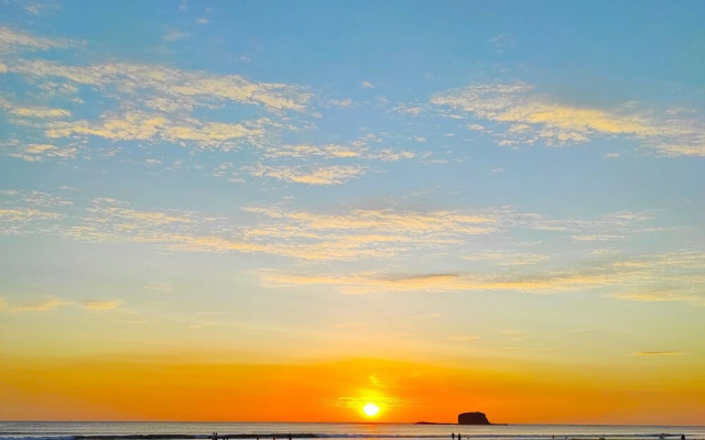 Playa Hermosa Ecolodge