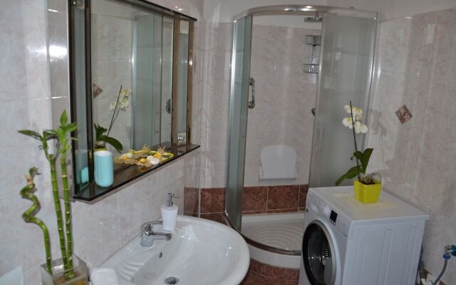 Roman Holidays House Marconi