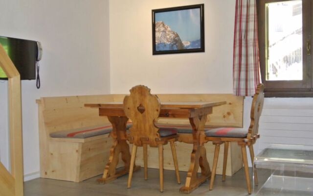 Apartment 241 Silvaplana-Surlej
