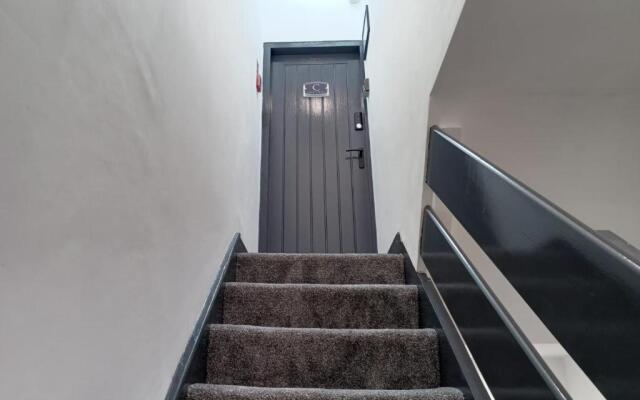 Black Pearl Luxury Apartments