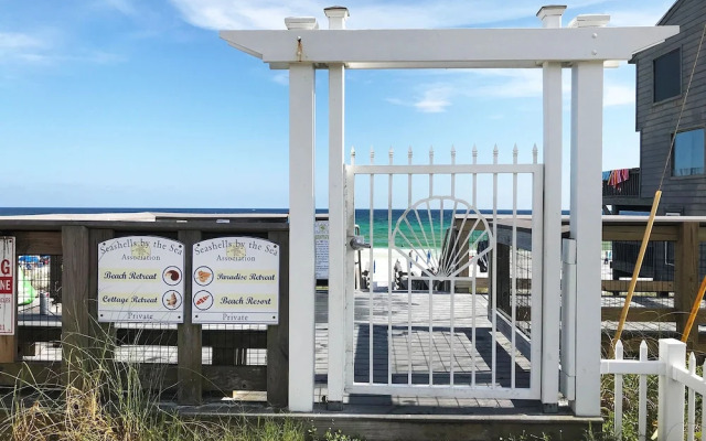 Beach Resort  by SVR