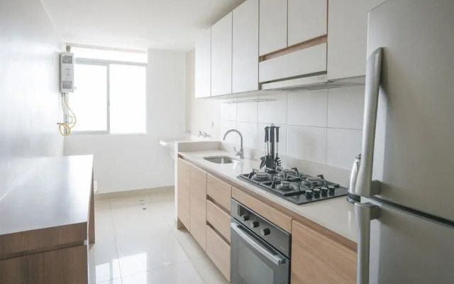 GLOBALSTAY. Martino 2BR Apartments. Sea View, Pool, Gym, BBQ