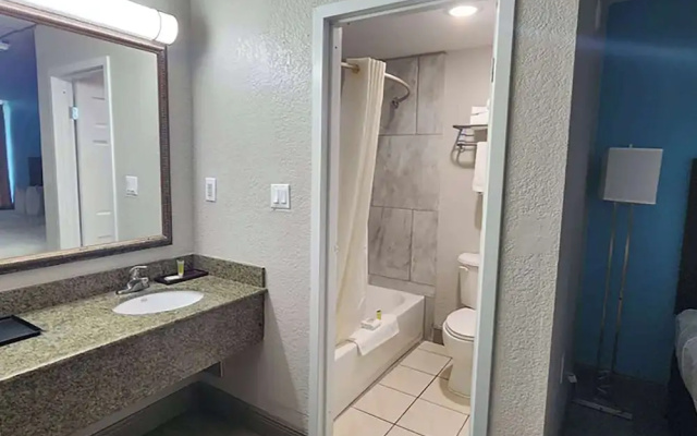 Travelodge by Wyndham Kingsland GA