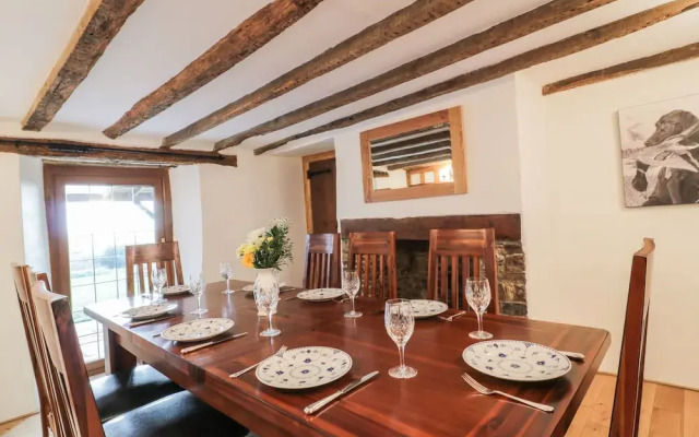 Lower West Curry Farmhouse
