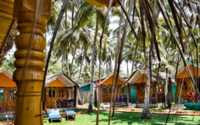 Om Sai Beach Huts