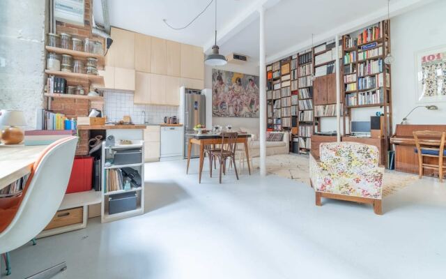 Amazing 2BR Apt With Big Patio 3 Mins From Poissonnière
