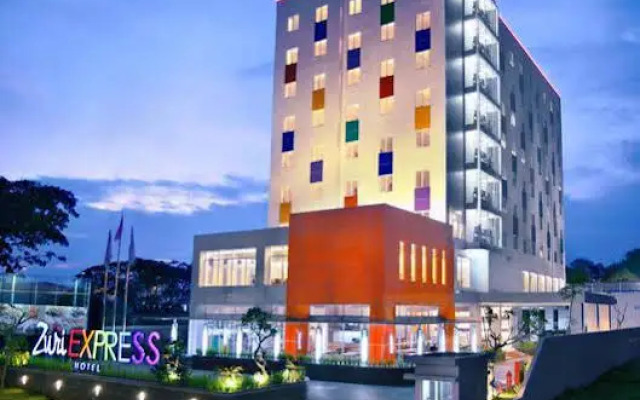 Zuri Express Lippo Cikarang Hotel
