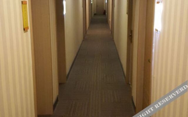 Yijia 365 Chain Hotel (Huanghua Canghai Road)