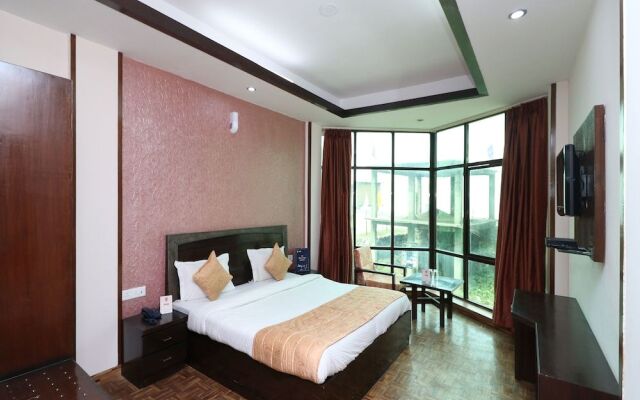 OYO 7547 Hotel Burans Residency