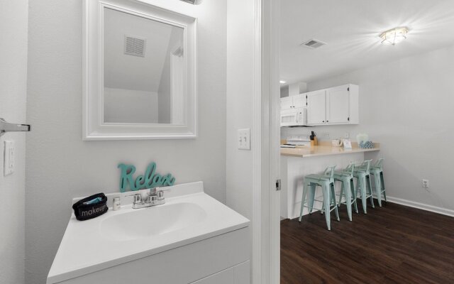 6400 Beach Dr - Seabatical A