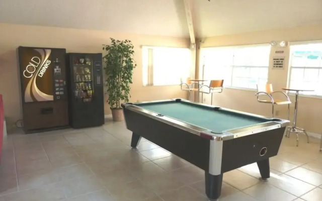 Laguna Bay Villas