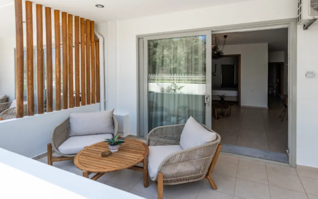 Nostos Beach Boutique Hotel