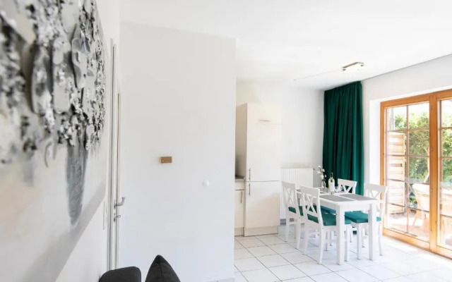 Alte Bergstrasse 6, Wohnung 4