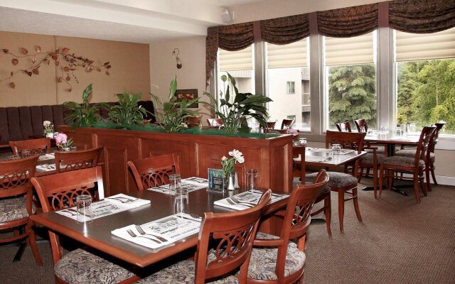 Sophie Station Suites