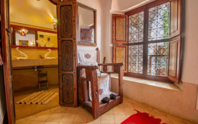 Riad Dombaraka