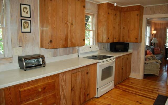 Summer Hill - 4 Br Home
