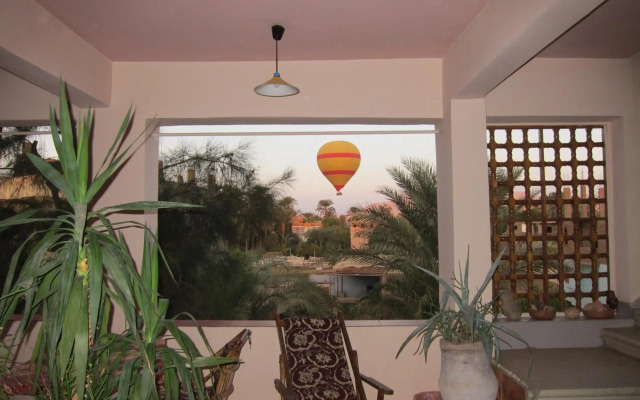 Amon Hotel