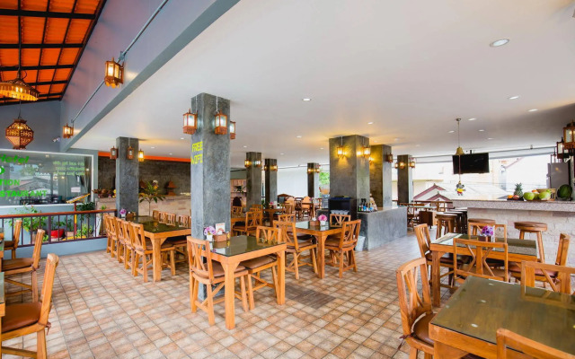 Chusri Hotel