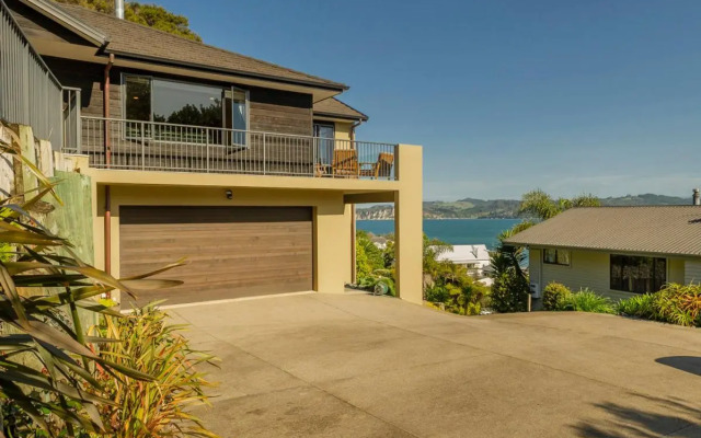 View from the Top - Whitianga Holiday Home