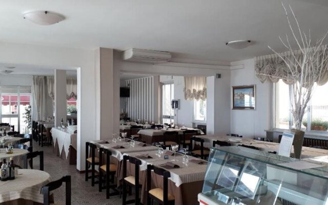 Hotel Oasi Ristorante Pizzeria