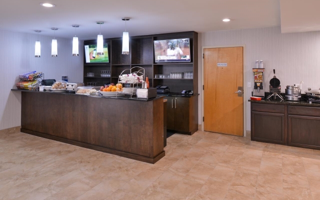 Wyndham Garden Greenville Airport