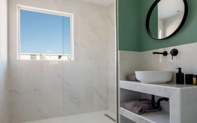 Acropolis View Penthouse