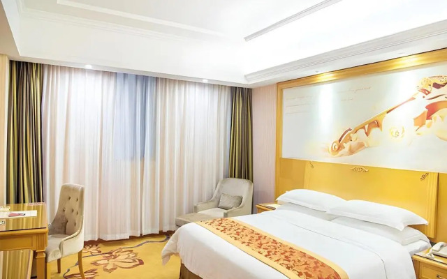 Vienna Hotel Foshan Lingnan Pearl Gymnasium