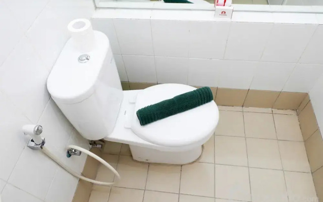 Cozy Studio at Bassura Apartment near to Bassura Mall