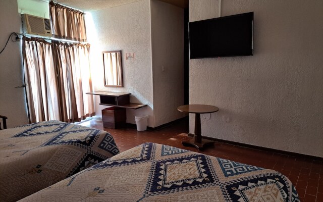 Hotel Plaza Real de la Paz