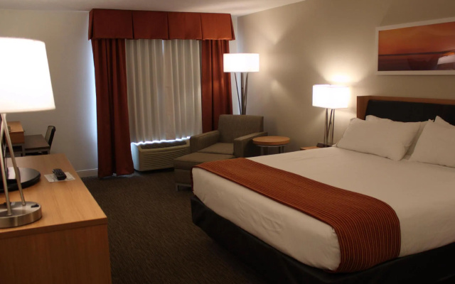 Holiday Inn Express Munising-Lakeview by IHG