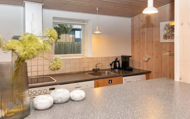 10 Person Holiday Home in Ebeltoft-by Traum