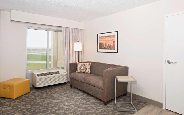 Hampton Inn & Suites N. Ft. Worth-Alliance Airport