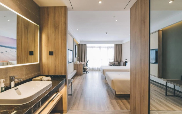 Atour Hotel Haining Leather City Nanguanxiang