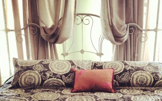 O'Casey's Boutique Inn