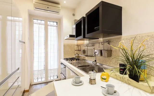 Rental in Rome Vittoria Apartment
