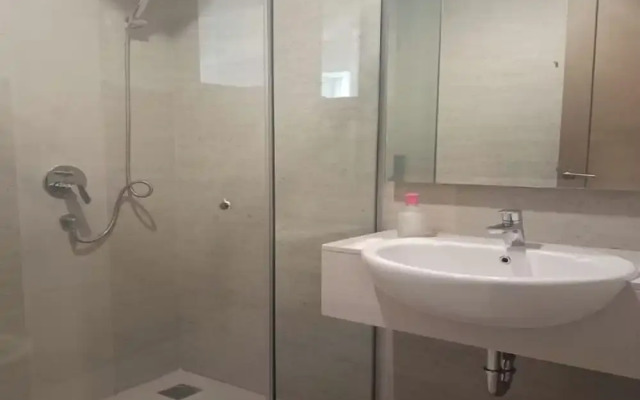 Apartemen Taman Anggrek