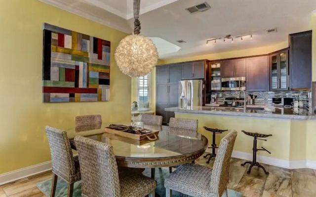 Luxury Condo with Atlantic Ocean View from Private Balcony by RedAwning