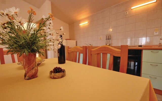 Nice Home in Blato With Wifi and 2 Bedrooms