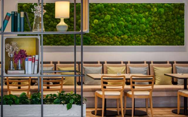 IntercityHotel Wiesbaden
