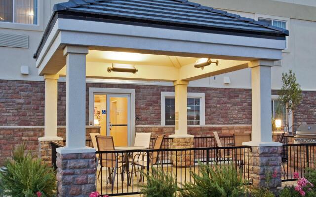 Candlewood Suites Turlock by IHG
