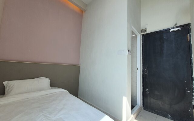 OYO 89803 Tt99 Cozy Stay