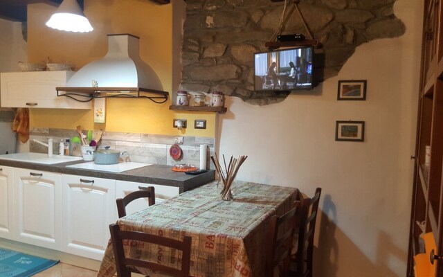 Charming Chalet With Panoramic View