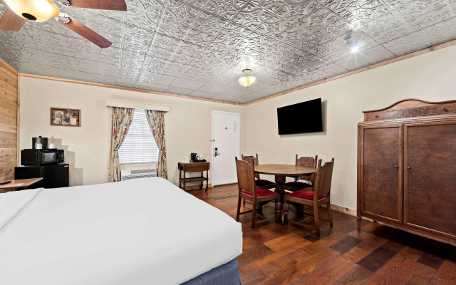 Best Western Route 66 Rail Haven