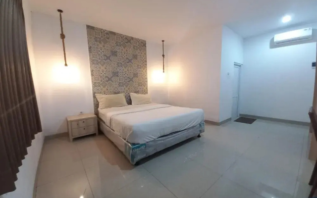 OYO 94103 Sands Residence Ii
