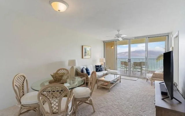 Royal Mauian, #405 2 Bedroom Condo