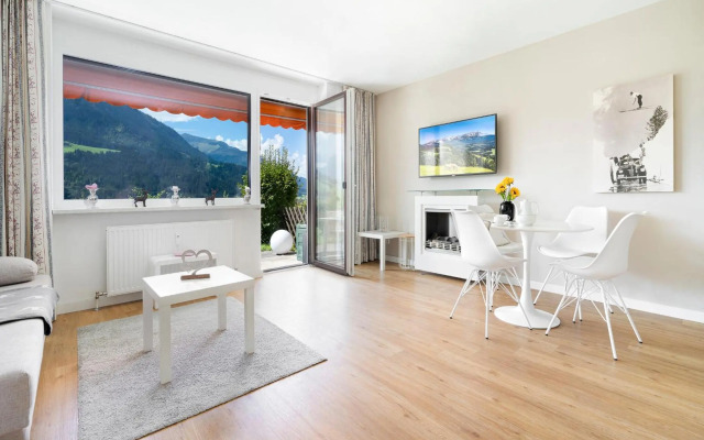 Apartment Sunnyside Premium by Alpine Host Helpers