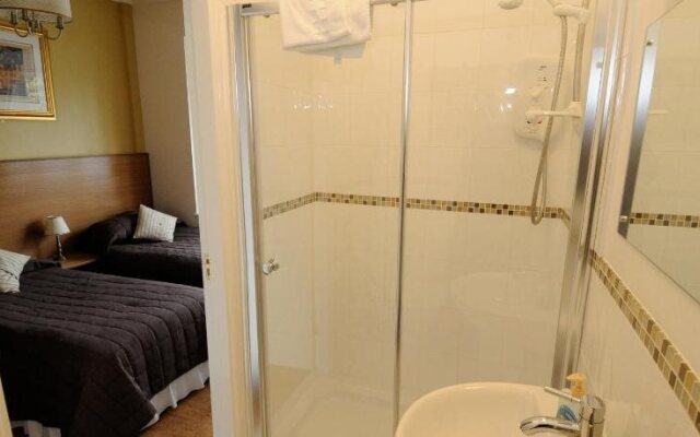 Grove Guest House