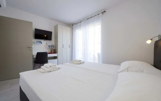 Apartments & Rooms Žaja